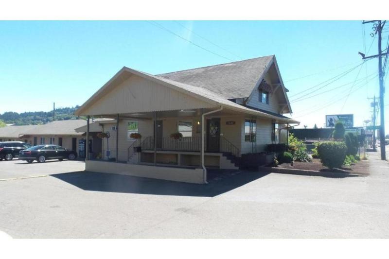 Del Rancho Motel - image 1