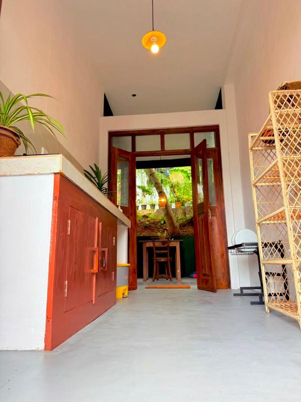 Nadee's Lake House - image 6
