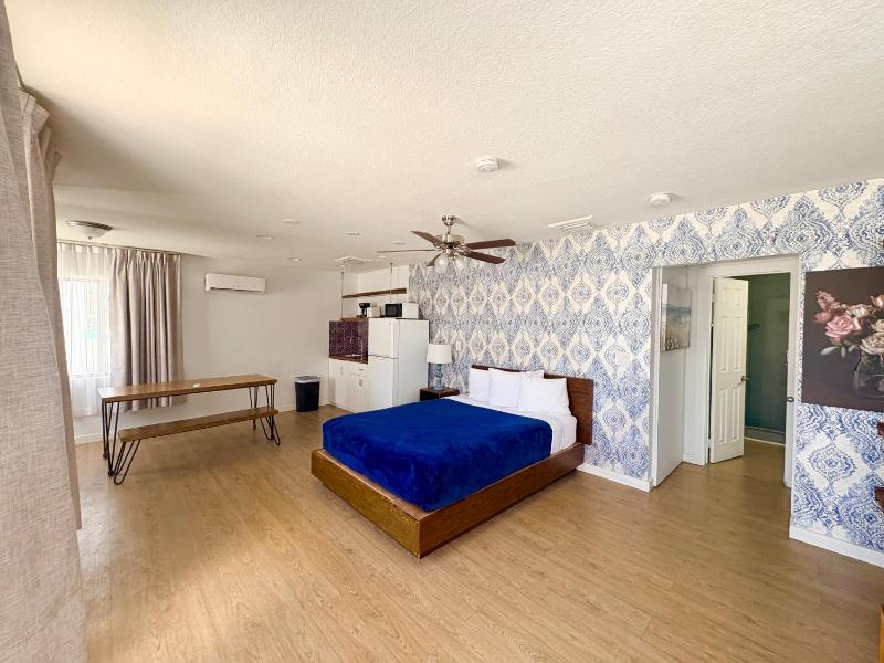 Ocean Sound's Hotel - image 20