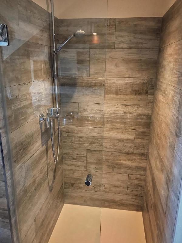 Superior Deluxe Double or Twin Room  image 4