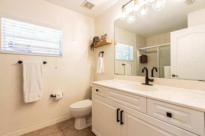 Briarwood-1331 Briarwood Ct - image 25