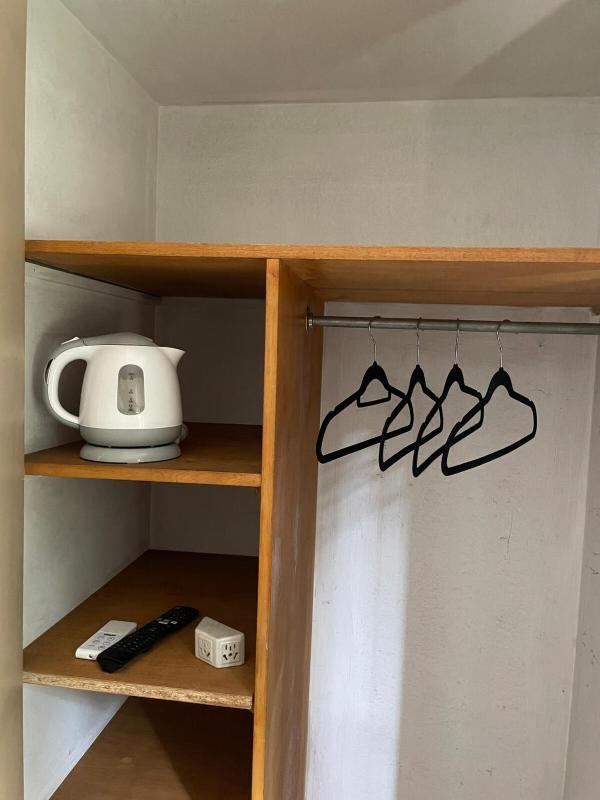 Private room with bathroom - image 8