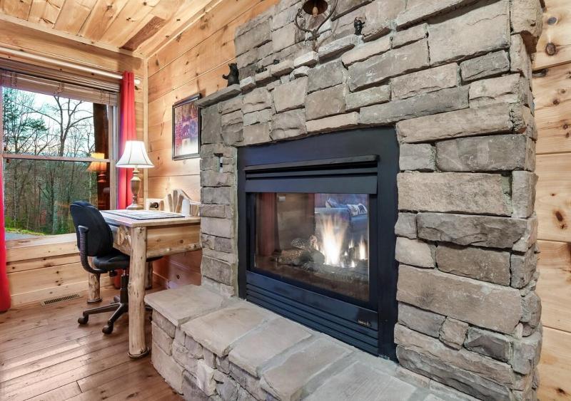 Whisper Ridge - Game Room Hot Tub - image 19