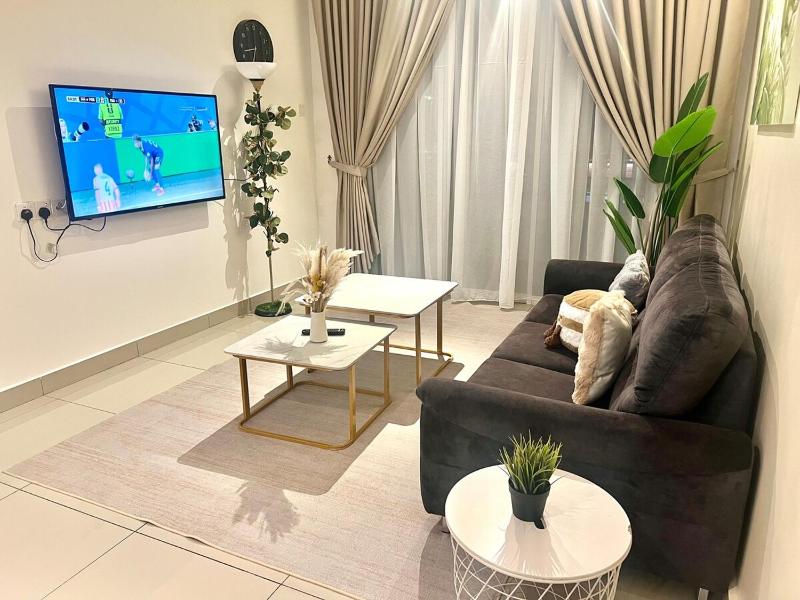 Ipoh Town Majestic Reca 3R2B 10pax (2car parking) - image 21