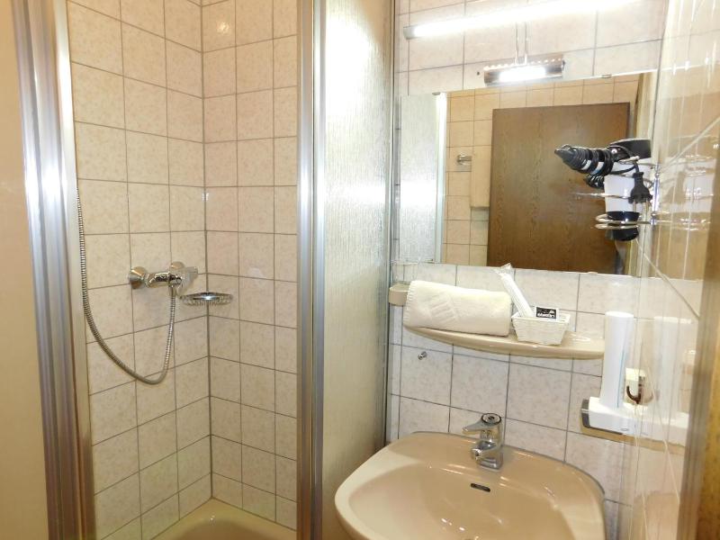 Single Room with Balcony image 2