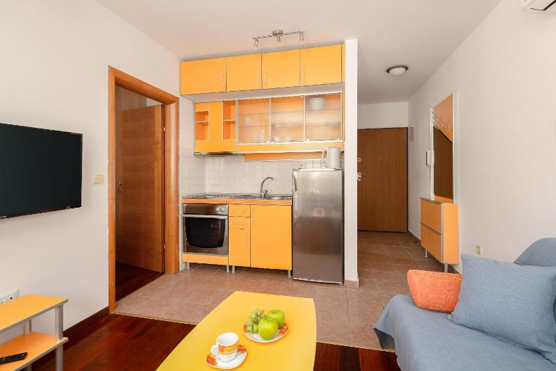 Adria Mare Apartments II - image 12