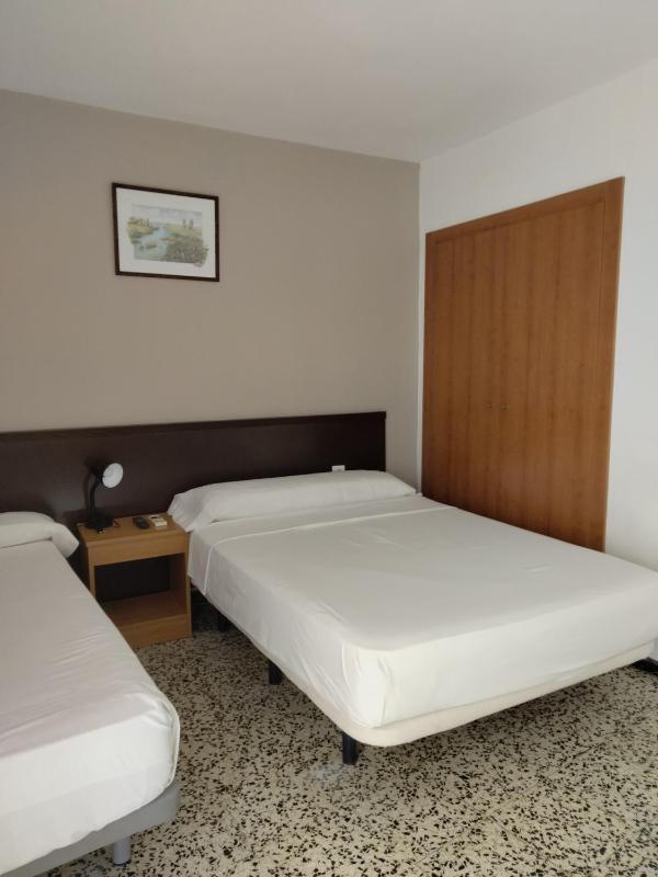 Hotel Iris - image 48