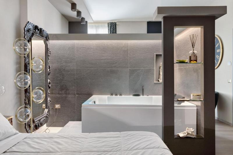 Archs Apartment - image 3