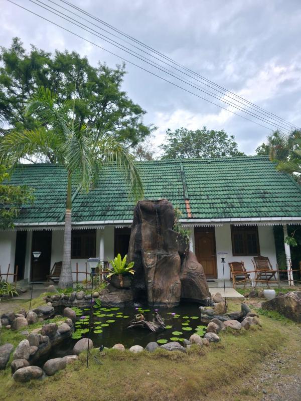 HILL SIDE RESORT - Ella - image 22