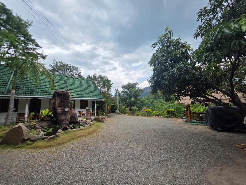 HILL SIDE RESORT - Ella - image 23