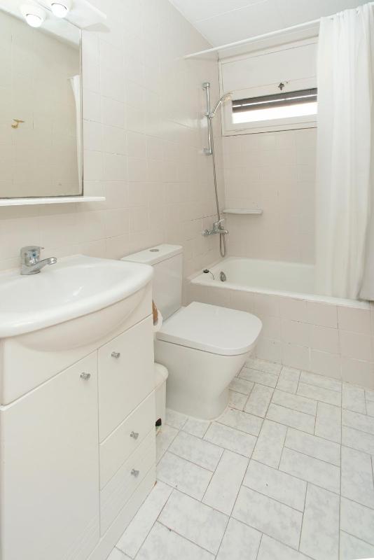 WELCS APARTAMENTO 406 EMP con vistas al canal - image 8