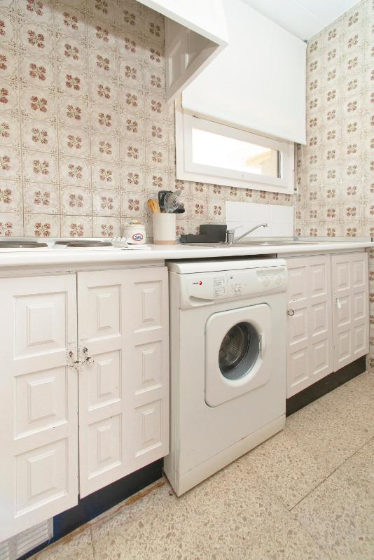 WELCS APARTAMENTO 406 EMP con vistas al canal - image 11