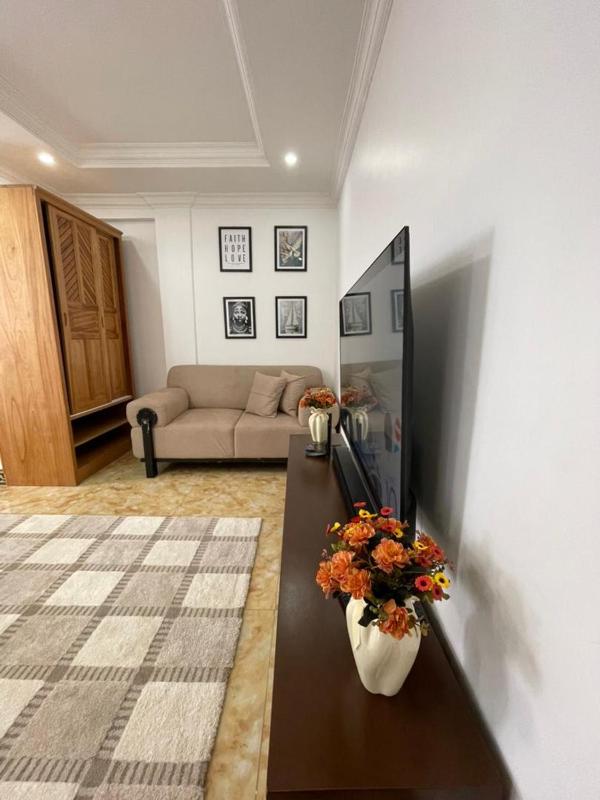 Simply Stays - image 11