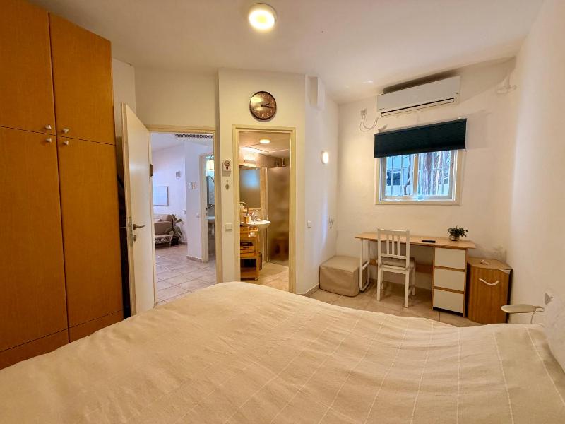 Gottlib 14 - By Beach Apartments TLV - image 14