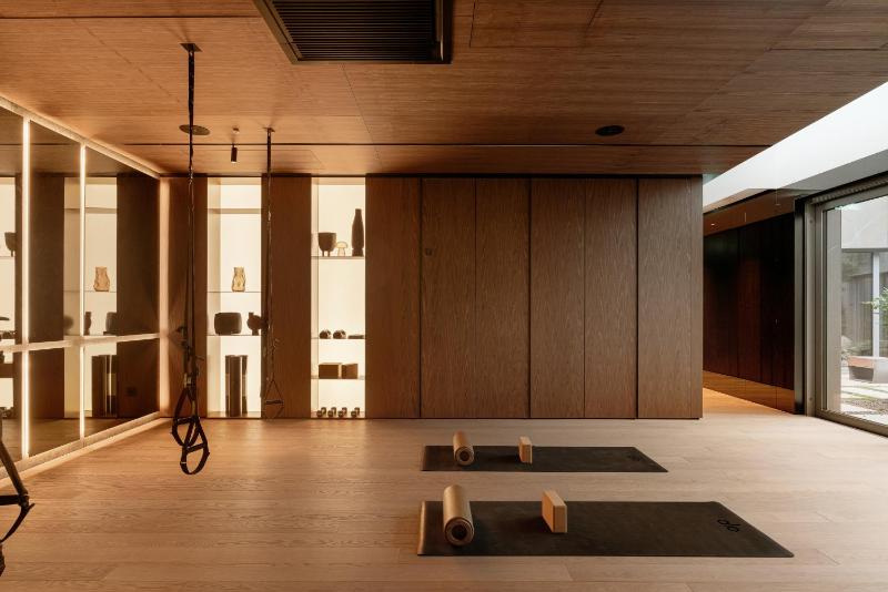 Nowoczesne Studio w Centrum z Siłownią i Salą Gier by Noclegi Renters - image 22