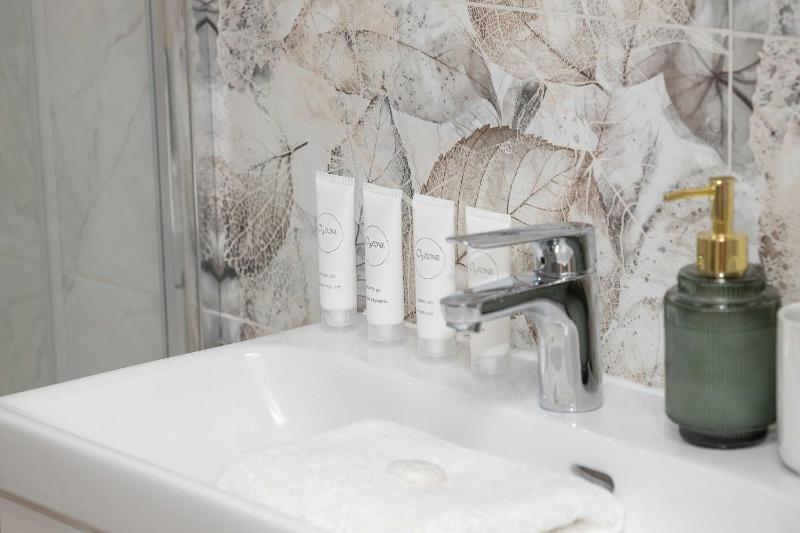 Stylowe Studio z Balkonem w Lublinie by Noclegi Renters - image 16