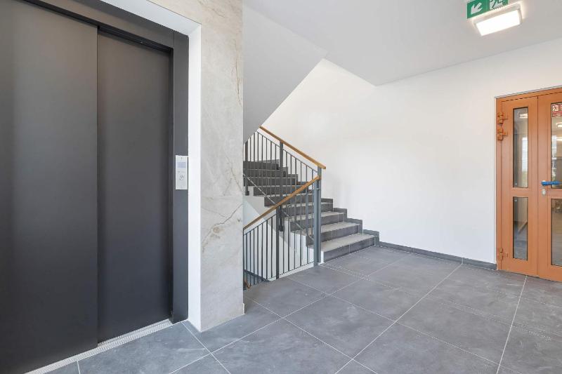 Stylowe Studio z Balkonem w Lublinie by Noclegi Renters - image 12