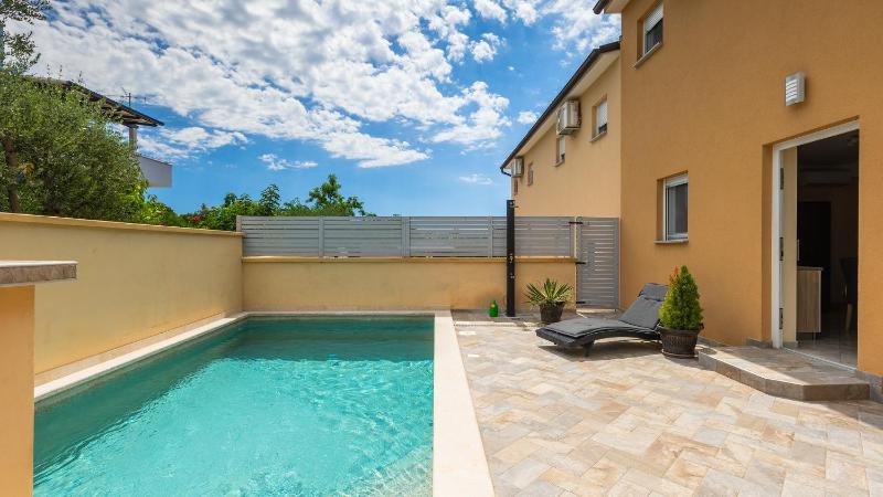 Villa Skarec 2 by Villas Guide - image 25