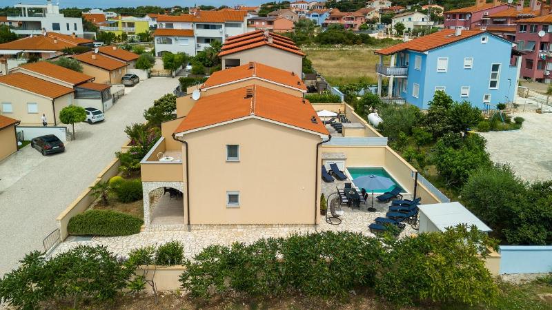Villa Skarec 1 by Villas Guide - image 16