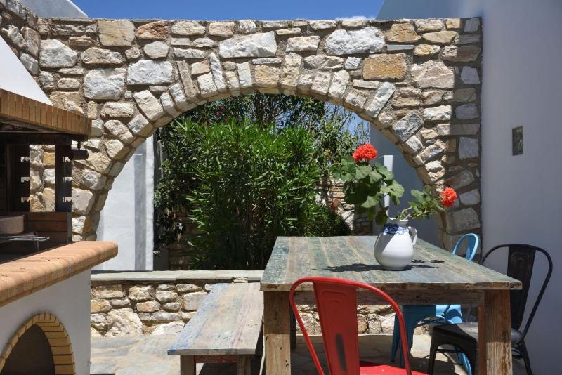 Executive Paros Villa 4 Bedrooms Villa Island Spirit Amazing Sea Views - image 24
