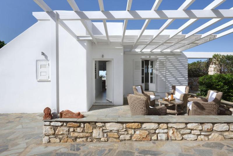 Executive Paros Villa 4 Bedrooms Villa Island Spirit Amazing Sea Views - image 6