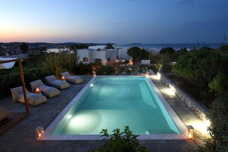 Executive Paros Villa 4 Bedrooms Villa Island Spirit Amazing Sea Views - image 15