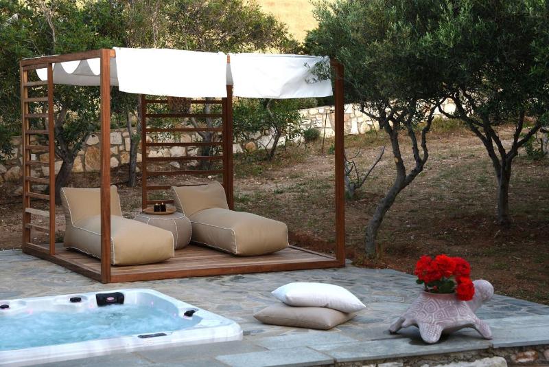 Executive Paros Villa Villa Avra 3 Bedrooms Sea View & Outdoor Jacuzzi - image 25
