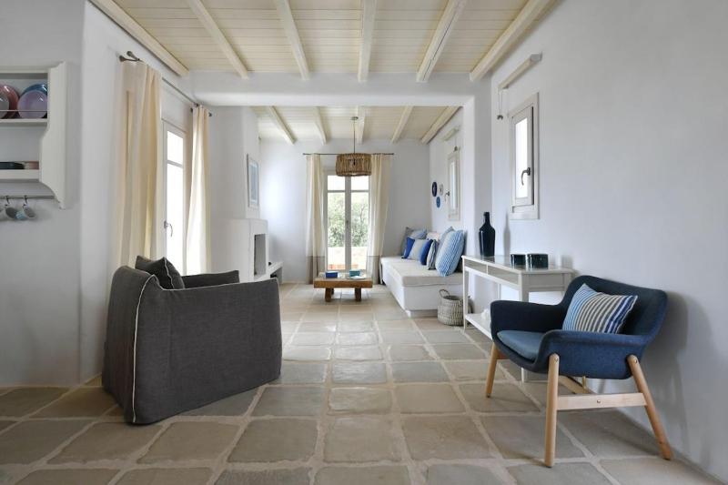 Luxury Paros Villa Villa Aethra Beautiful & Serene Glisidia - image 14