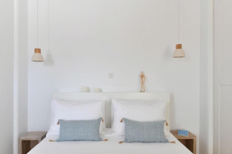 Luxury Paros Villa Villa Aethra Beautiful & Serene Glisidia - image 7