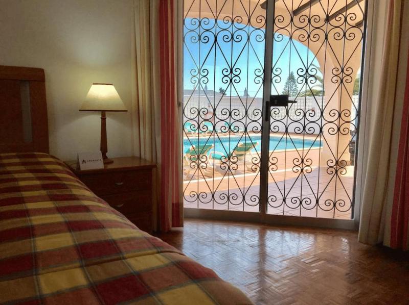 Luxury Algarve Villa 4 Bedrooms Casa Do Luar Magico Sea Views - image 29