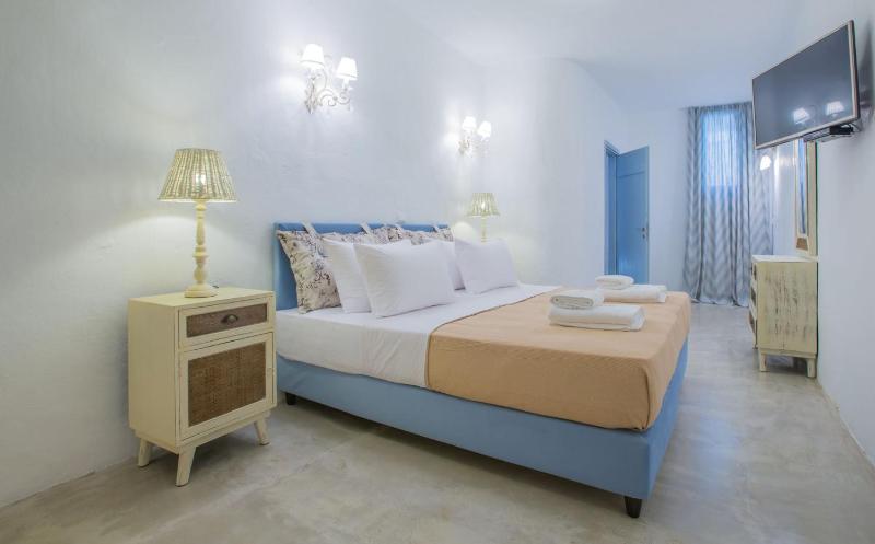 Deluxe Paros Villa Grand Villa 4 Bedrooms Wonderful Sea View - image 27