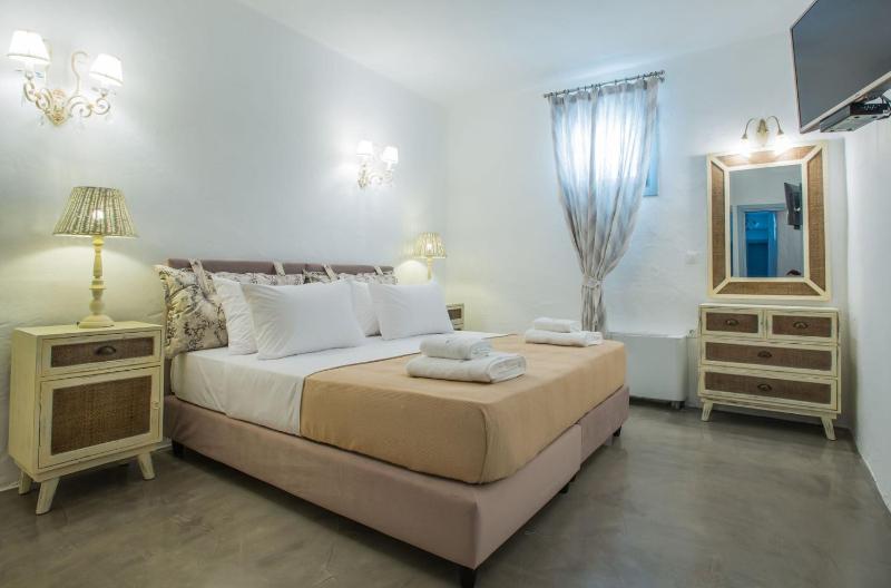 Luxury Paros Villa Master Villa Sea View Private Pool - image 14