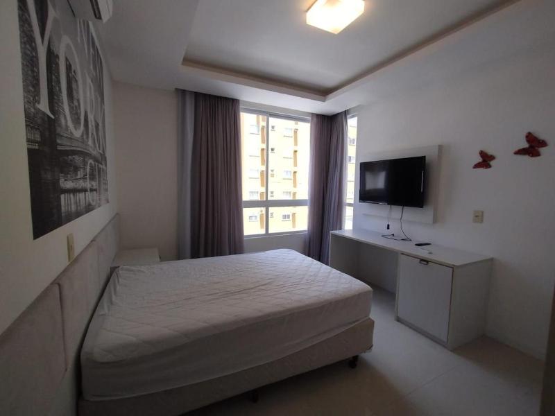 Apartment with 3 suites 200 meters from the sea! - image 13
