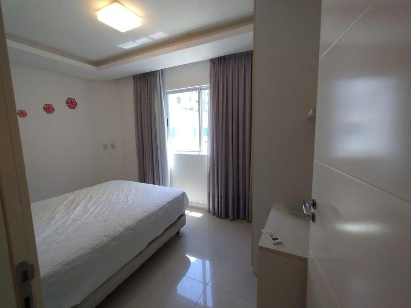 Apartment with 3 suites 200 meters from the sea! - image 22