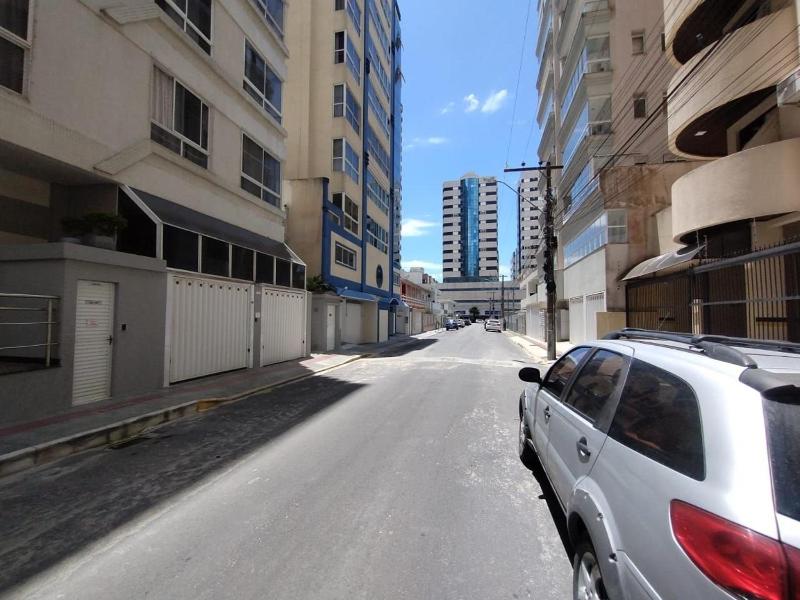 Apartment with 3 suites 200 meters from the sea! - image 16