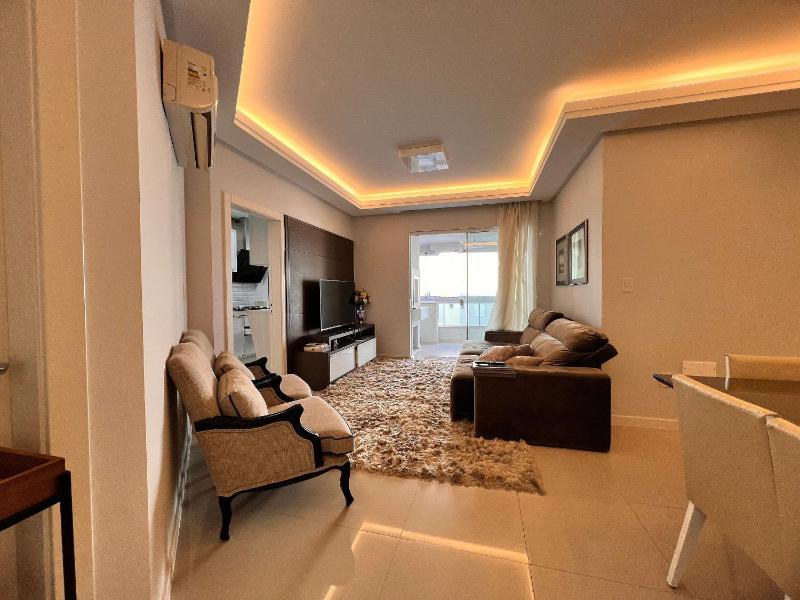 Las Vegas Building 100 meters from the beach! - image 35