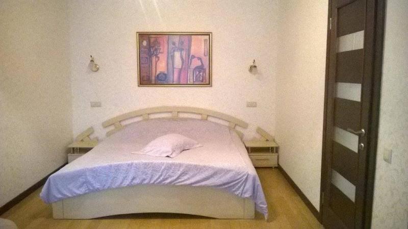 Lilac Apartment - image 6