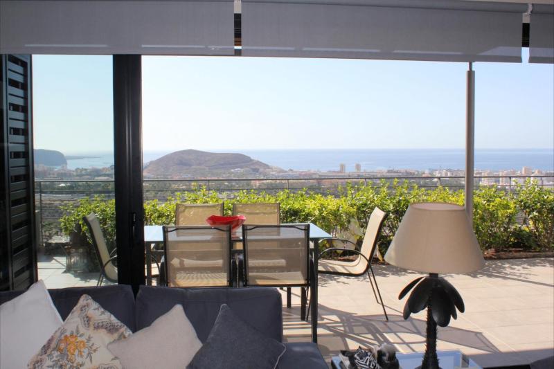 Luxury villa in Costa Adeje + pool - image 11