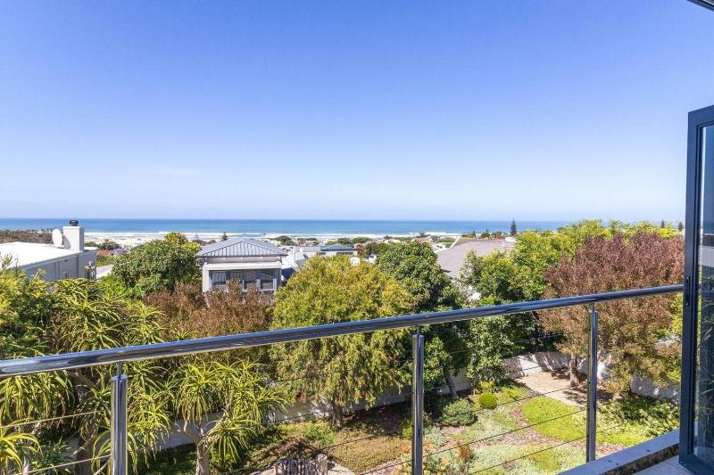 Palmwag Your Oasis Ocean & Mountain Views - image 9