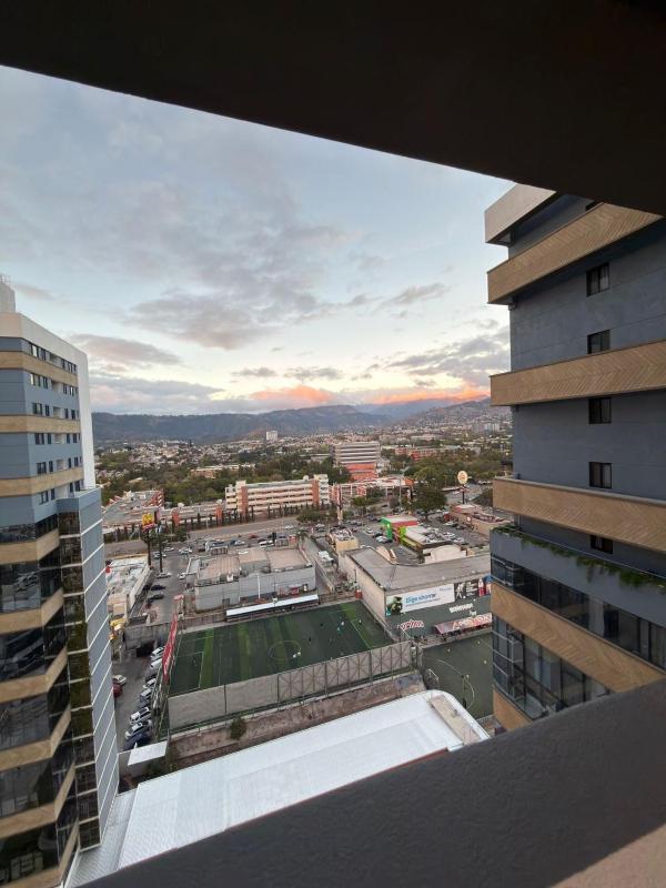 Beautiful apartment in the Artemisa District South Tower - image 2