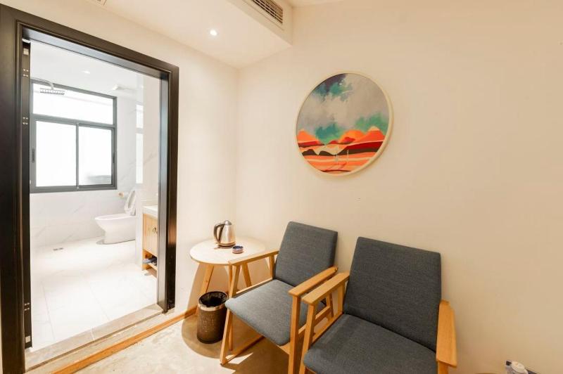 Zhangjiajie Qishe Hotel-Wulingyuan National Scenic Spot National Forest Park Store - image 6