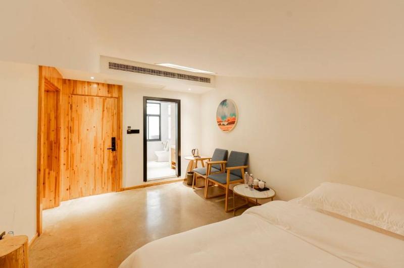 Zhangjiajie Qishe Hotel-Wulingyuan National Scenic Spot National Forest Park Store - image 32