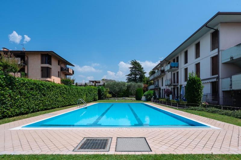 Bardolino Center - Pool & Free Parking - image 26