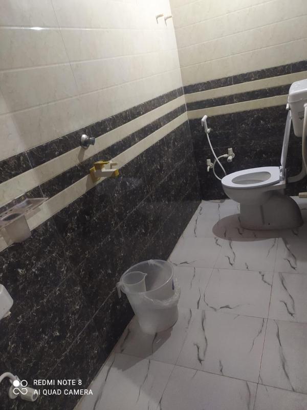 Pandit Rambabu Gautam Ji Dharmshala तीर्थपुरोहित श्री धाम वृन्दावन l 3 minute walking to Bankey Bihari Temple l AC and Non AC room Available - image 7