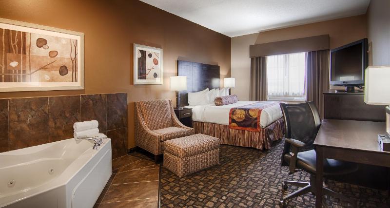 King Room image 4
