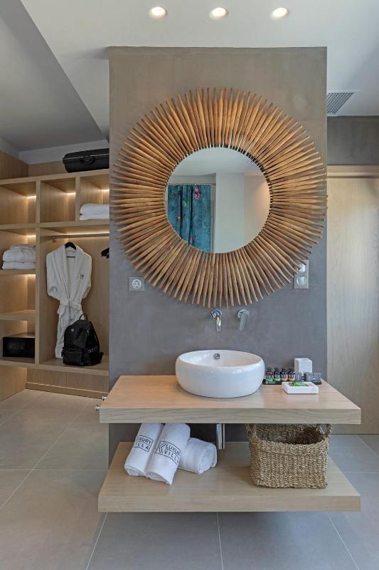 Super Luxury Skiathos Villa Five-Bedroom Villa Private Infinity Pool - image 18