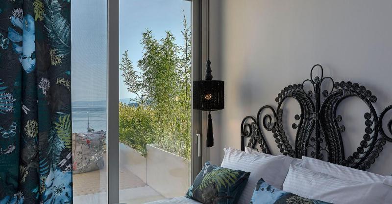 Super Luxury Skiathos Villa Five-Bedroom Villa Private Infinity Pool - image 8
