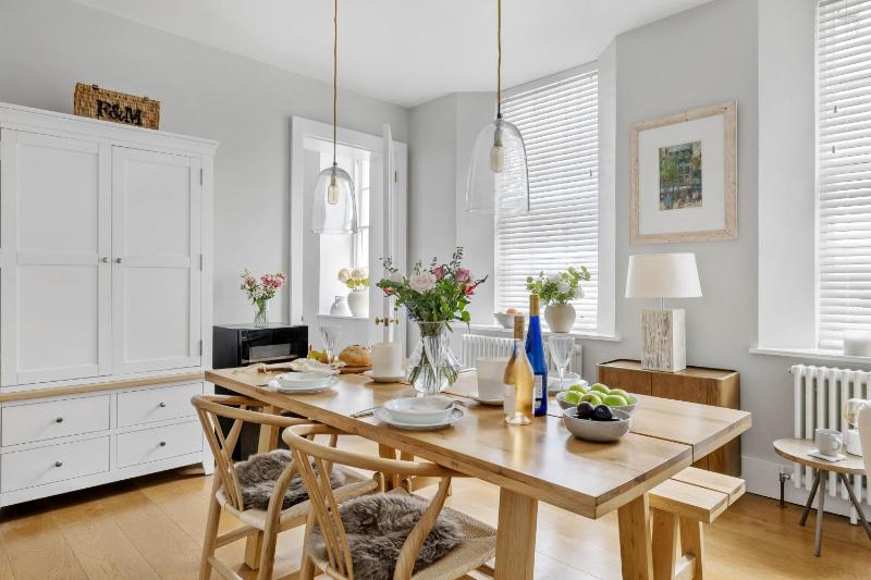 Royal Dart Townhouse - image 33