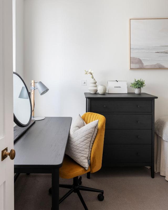 Royal Dart Townhouse - image 30