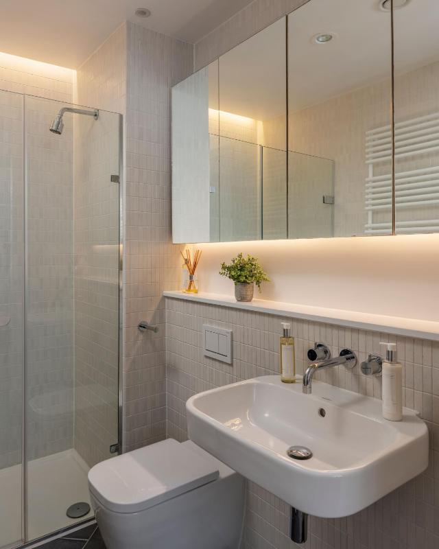 Royal Dart Townhouse - image 14